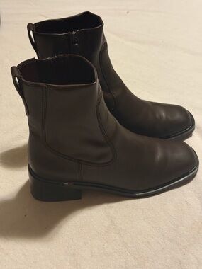 Franco Sarto Women's Gracelyn Ankle Bootie